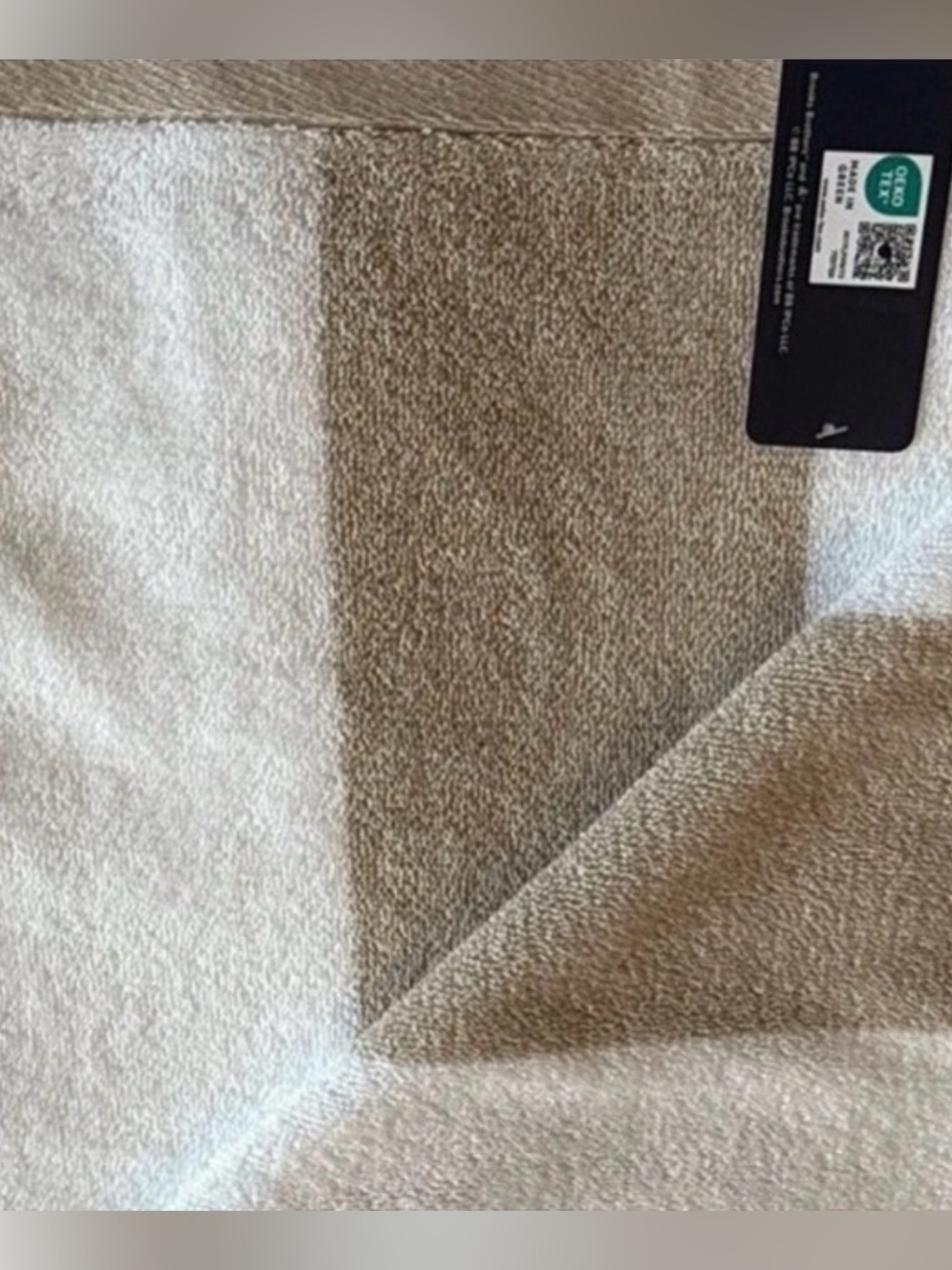 4 Brooks Brothers Tan White Cabana Stripe 34” x 64” Pool Towels Set of 4 New - Picture 4 of 5